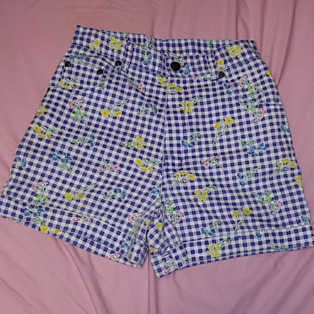 Short pants - Picture 2 of 3